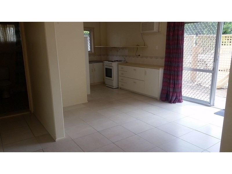 5 Stanhill Drive, Chevron Island QLD 4217