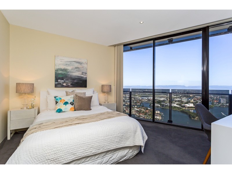 9 Ferny Avenue, Surfers Paradise QLD 4217