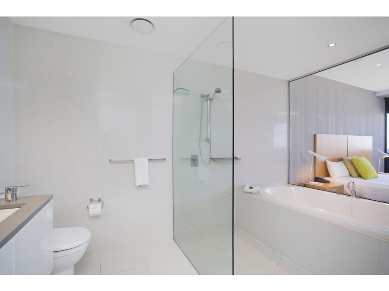 Circle on Cavill/9 Ferny Avenue, Surfers Paradise QLD 4217