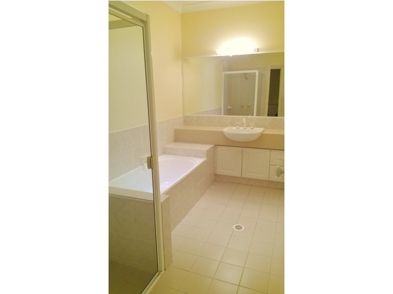 30 Panitz Street, Sorrento QLD 4217