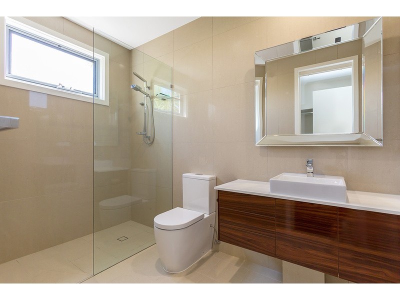 10 Midshipman Court, Surfers Paradise QLD 4217