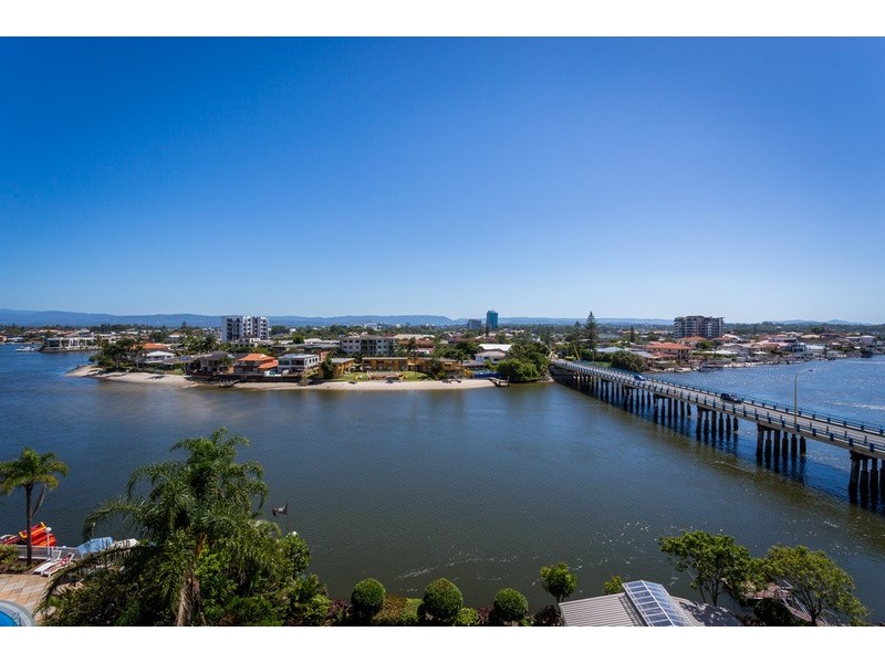 Waterways/40 Ferny Avenue, Surfers Paradise QLD 4217