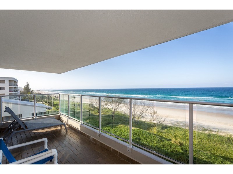 Unit 23 Pacific Surf/373 Golden Four Drive, Tugun QLD 4224