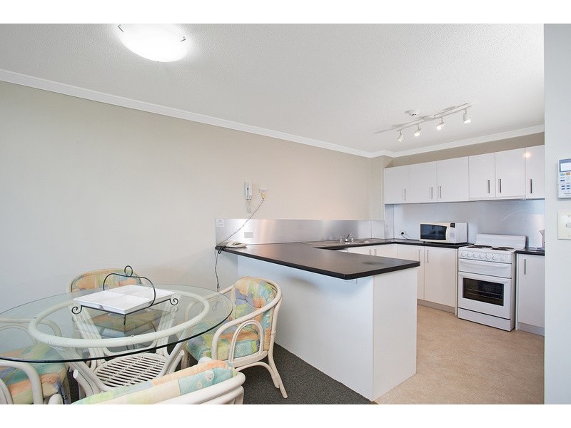 Unit 23 Pacific Surf/373 Golden Four Drive, Tugun QLD 4224