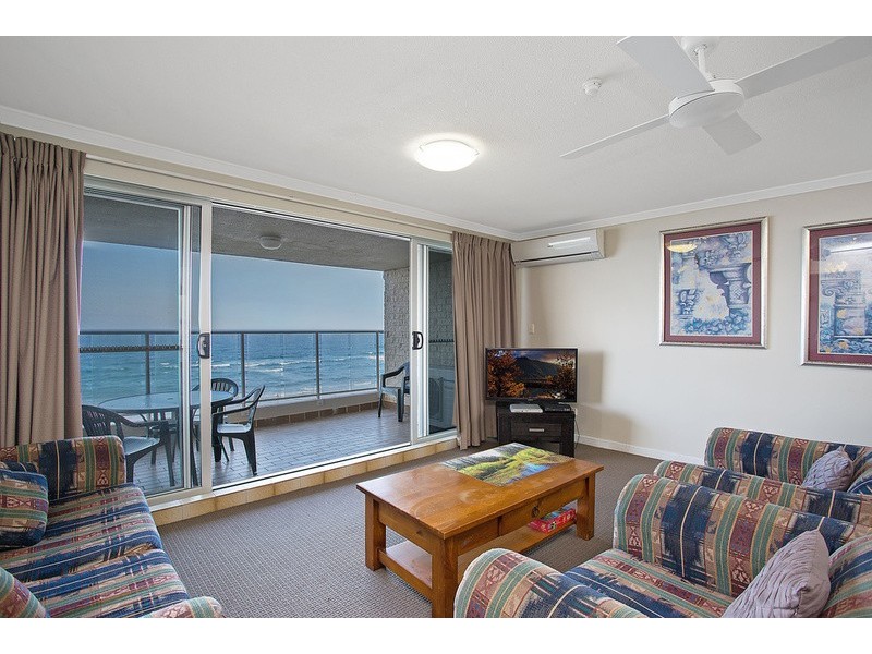 Unit 28 Pacific Surf/373 Golden Four Drive, Tugun QLD 4224