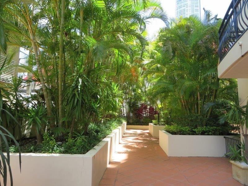 Palazzo Colonnades/2988 Surfers Paradise Boulevard, Surfers Paradise QLD 4217