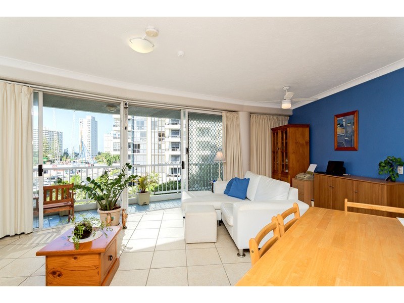 20/19 Riverview Parade, Surfers Paradise QLD 4217