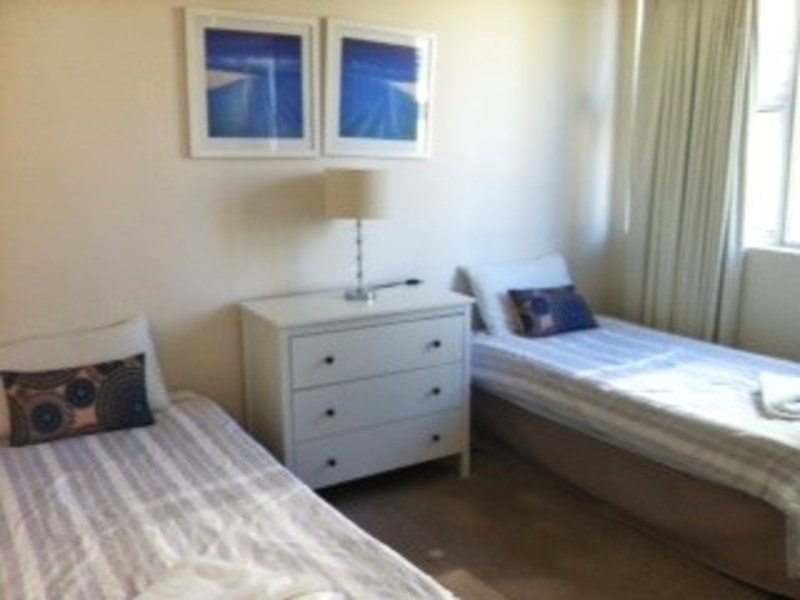 11/’Grosvenor’ 26 The Esplanade, Surfers Paradise QLD 4217