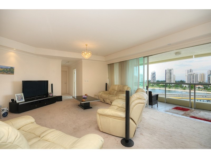 Rivage Royale/75 Brighton Parade, Southport QLD 4215