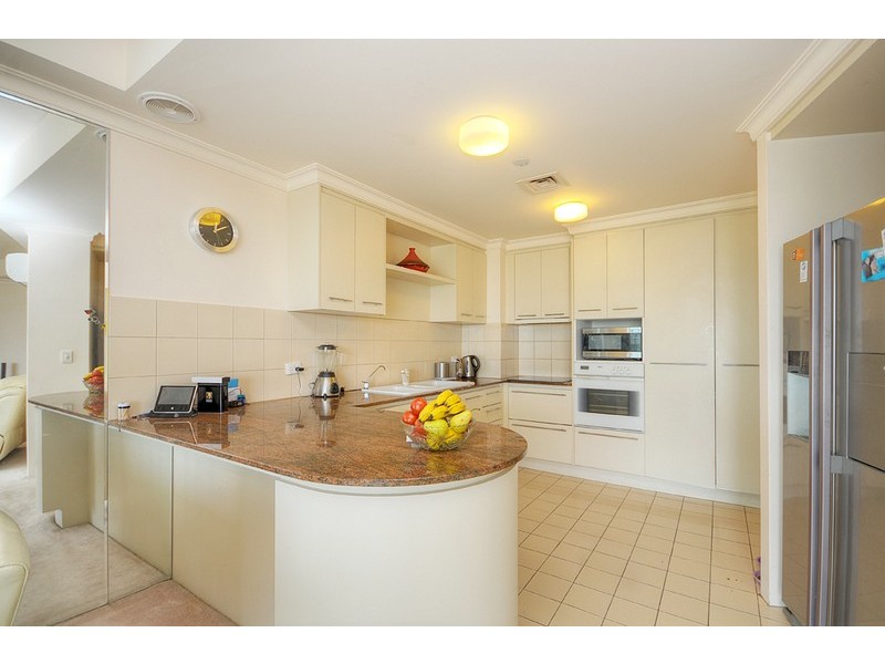 Rivage Royale/75 Brighton Parade, Southport QLD 4215