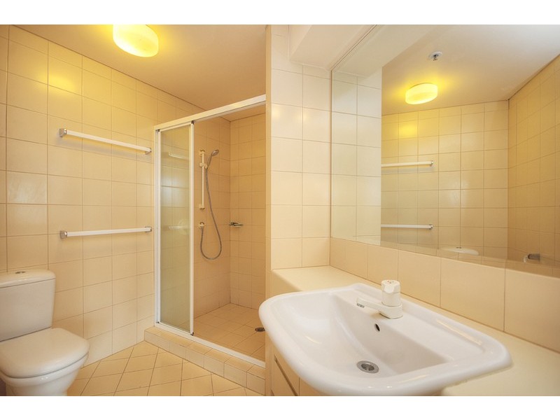 Rivage Royale/75 Brighton Parade, Southport QLD 4215