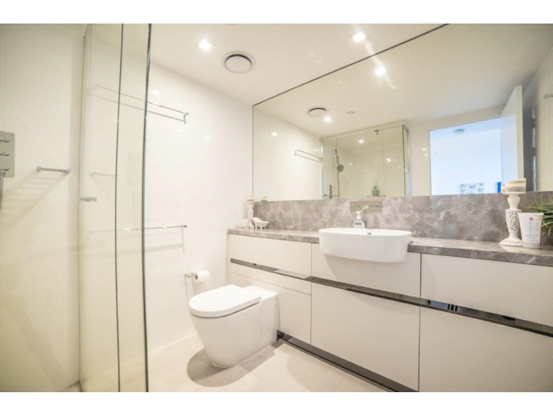 Unit 1704 Soul/4-14 The Esplanade, Surfers Paradise QLD 4217