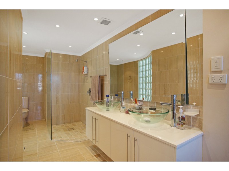 Villa 1 & Villa 2/32 Sunset Boulevard, Surfers Paradise QLD 4217