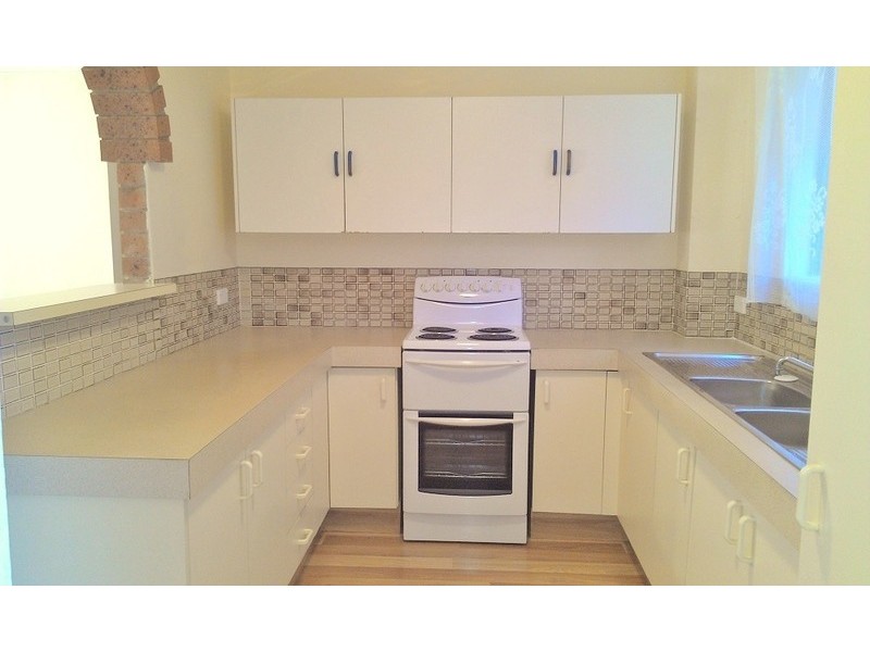 10 Aquila Court, Mermaid Waters QLD 4218