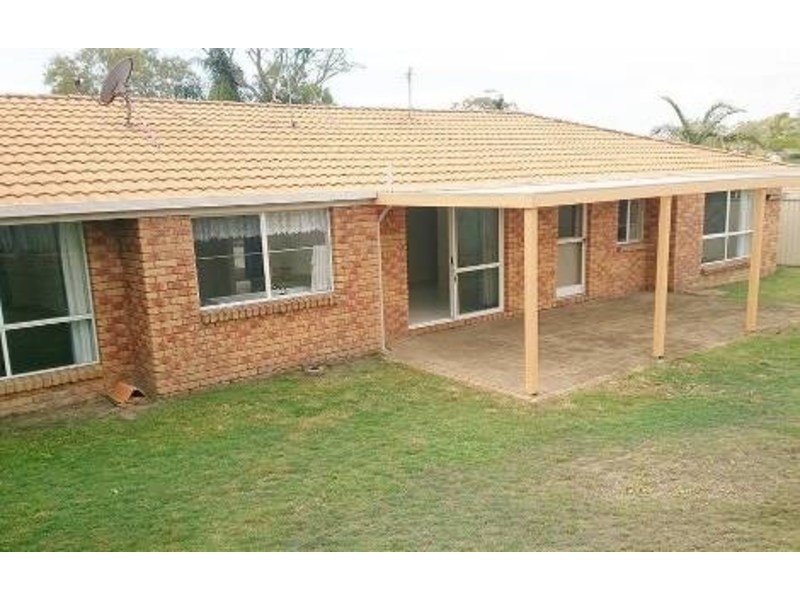 9 Henry Cotton Drive, Parkwood QLD 4214