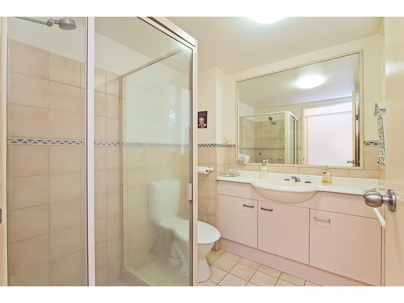 9 Stanhill Drive, Surfers Paradise QLD 4217
