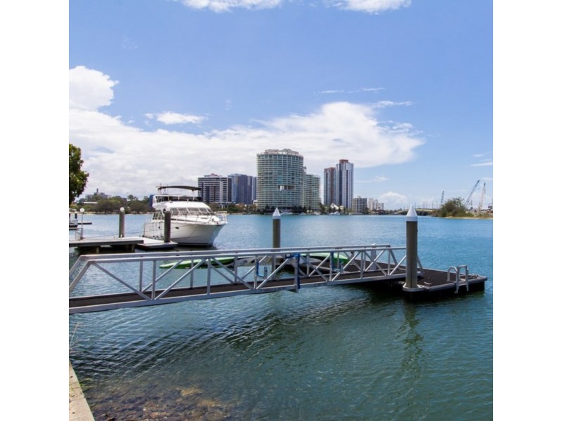 73 Commodore Drive, Surfers Paradise QLD 4217