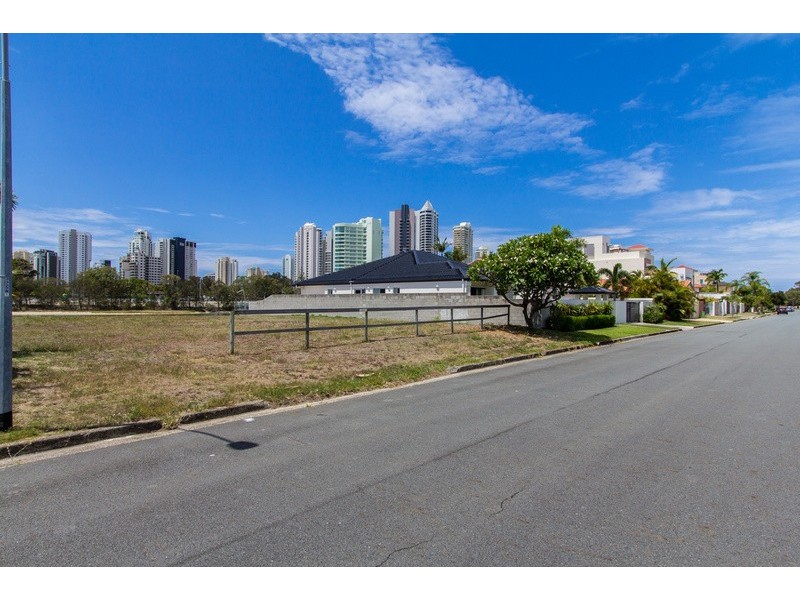 73 Commodore Drive, Surfers Paradise QLD 4217
