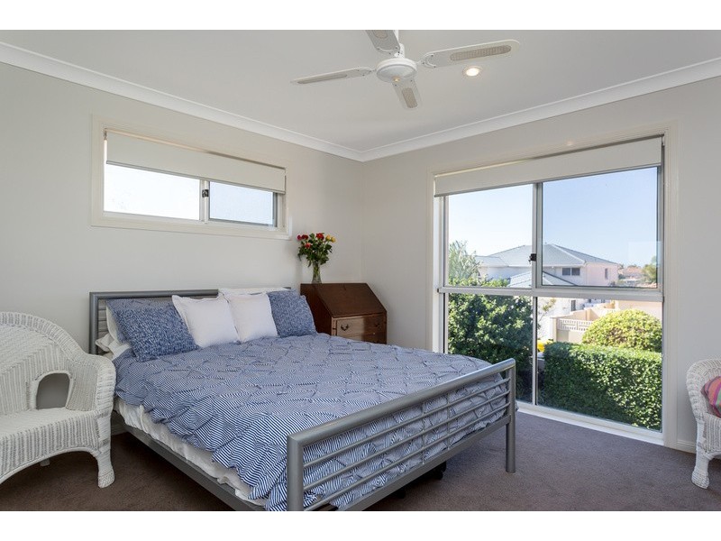 8 Tortuga Place, Clear Island Waters QLD 4226