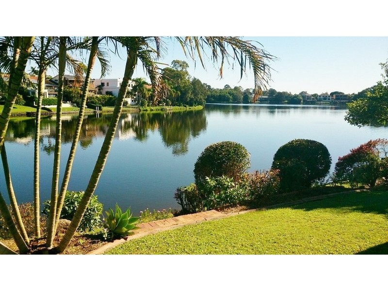 68 Manly Drive, Robina QLD 4226