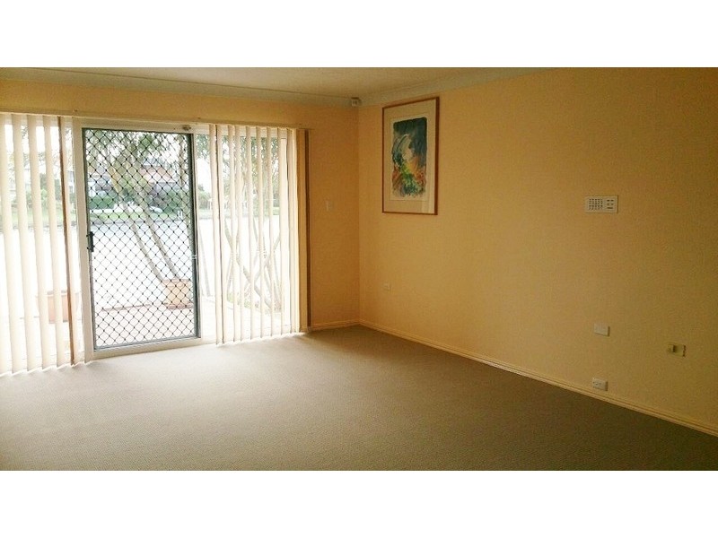 68 Manly Drive, Robina QLD 4226