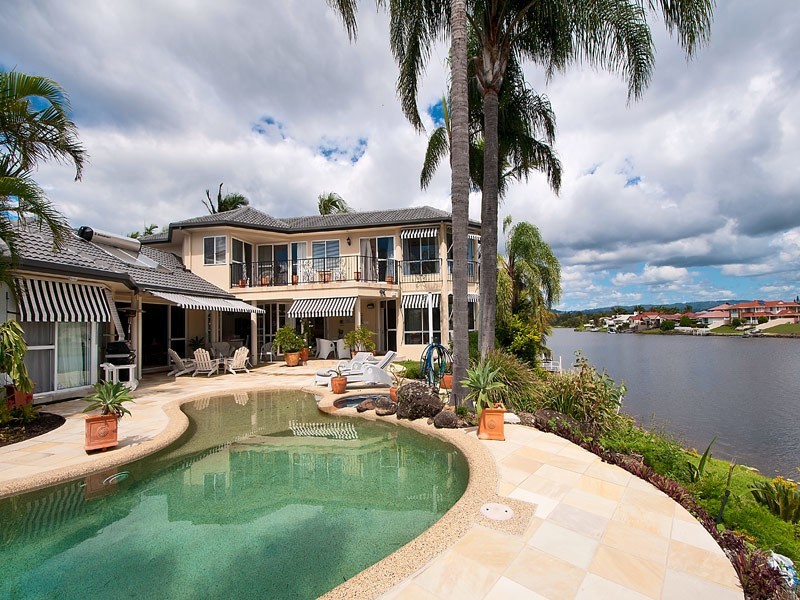 21 Tortuga Place, Clear Island Waters QLD 4226