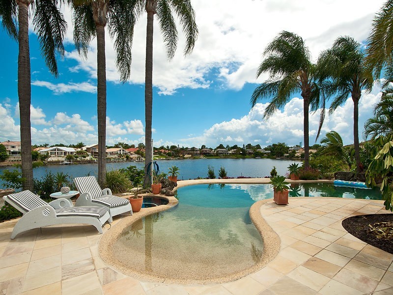 21 Tortuga Place, Clear Island Waters QLD 4226