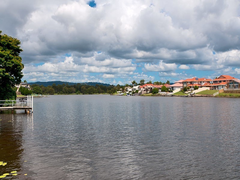 21 Tortuga Place, Clear Island Waters QLD 4226