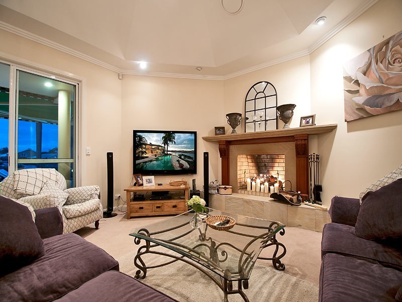 21 Tortuga Place, Clear Island Waters QLD 4226