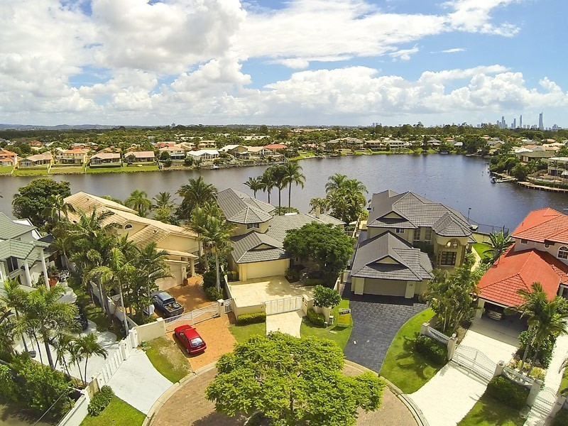 21 Tortuga Place, Clear Island Waters QLD 4226