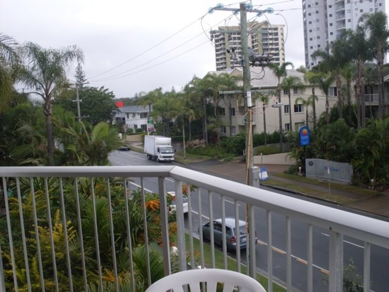 220 Surf Parade, Surfers Paradise QLD 4217