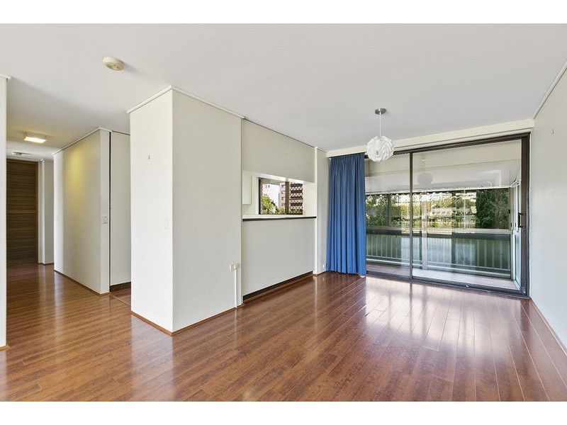 Windemere/2 Marine Parade, Southport QLD 4215