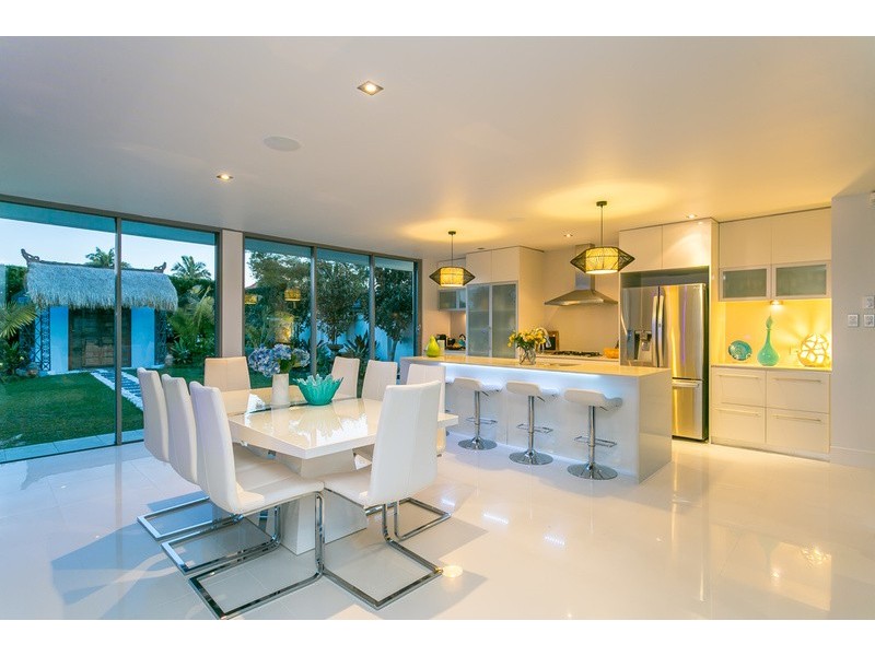 23 Freyburg Street, Sorrento QLD 4217