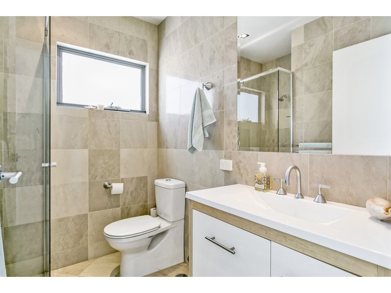 23 Freyburg Street, Sorrento QLD 4217