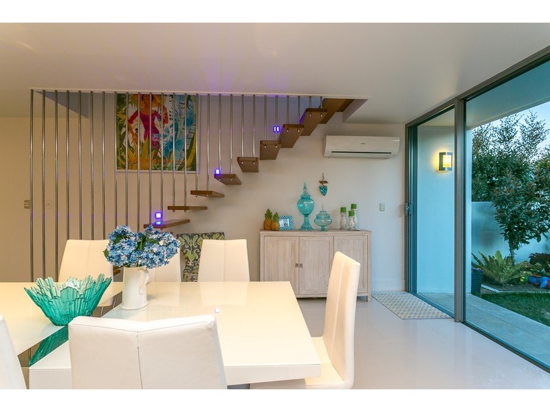 23 Freyburg Street, Sorrento QLD 4217