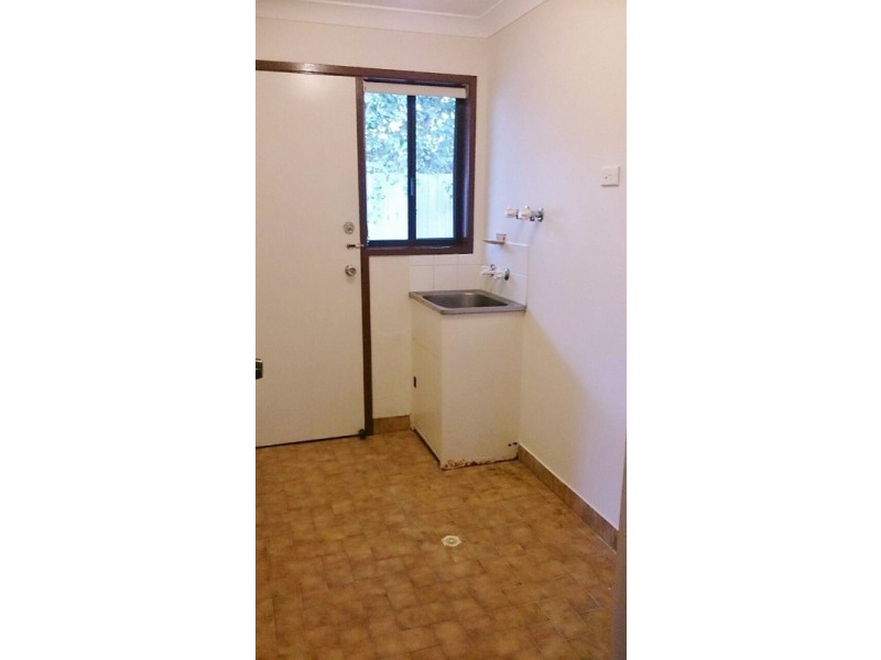 37 Marbella Drive, Benowa Waters QLD 4217