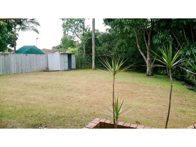 37 Marbella Drive, Benowa Waters QLD 4217