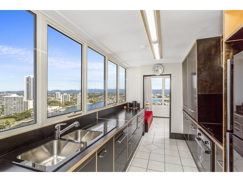 Condor/2 Riverview Parade, Surfers Paradise QLD 4217