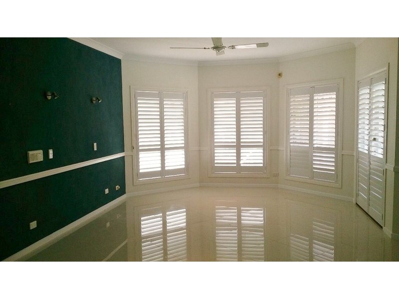 21 Montevideo Drive, Clear Island Waters QLD 4226