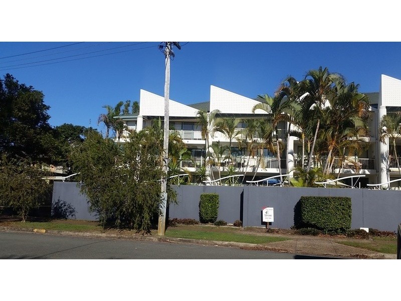 2 Adori Street, Surfers Paradise QLD 4217