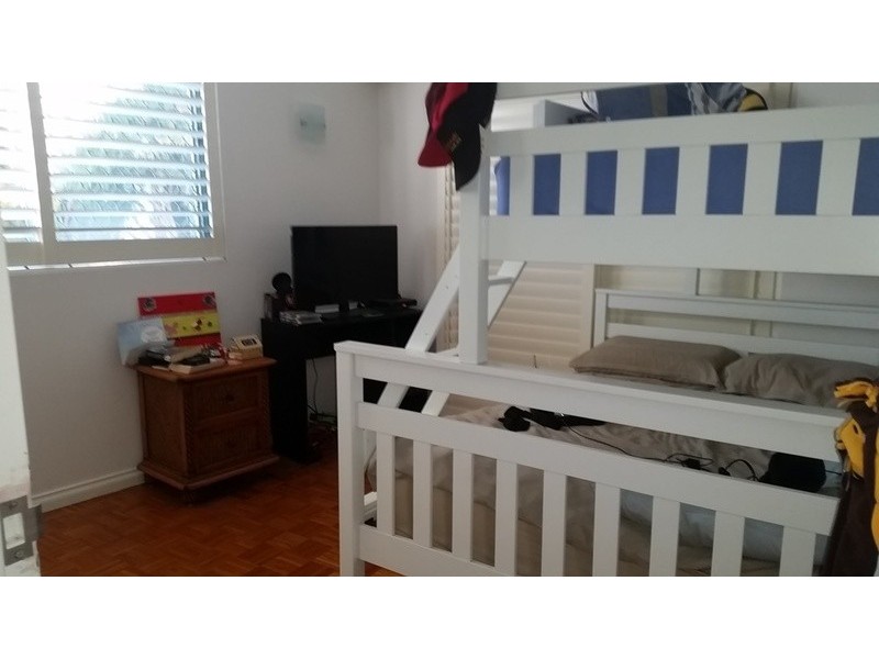 2 Adori Street, Surfers Paradise QLD 4217