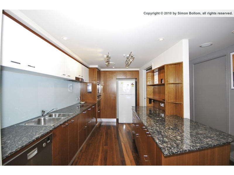 Chevron/Renaissance 23 Ferny Avenue, Surfers Paradise QLD 4217