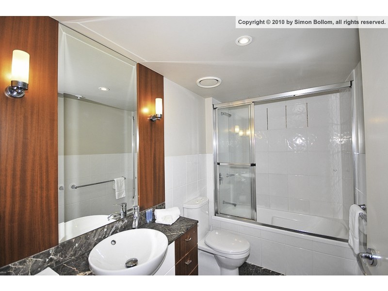 Chevron/Renaissance 23 Ferny Avenue, Surfers Paradise QLD 4217