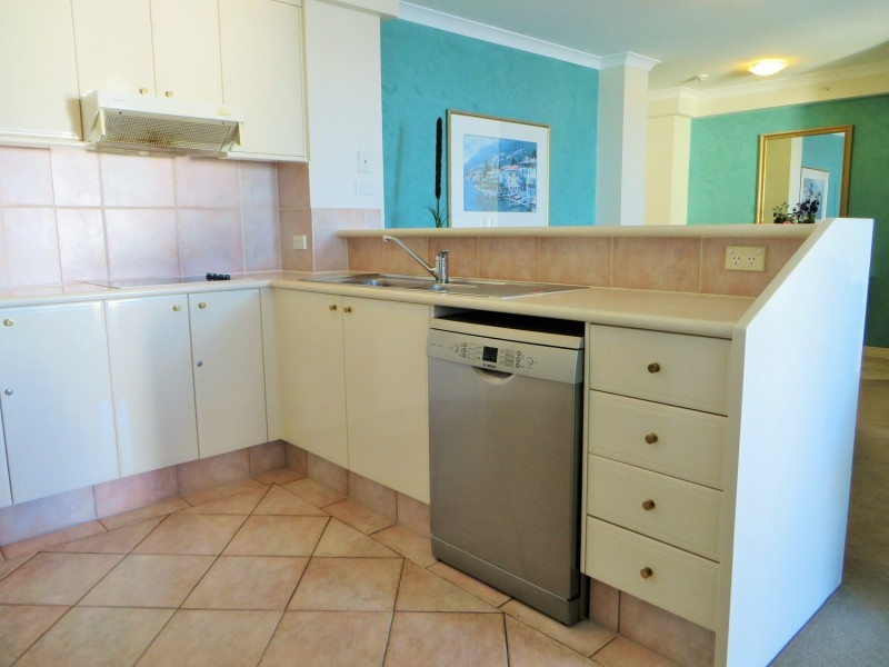 Moroccan View Tower/6 View Avenue, Surfers Paradise QLD 4217