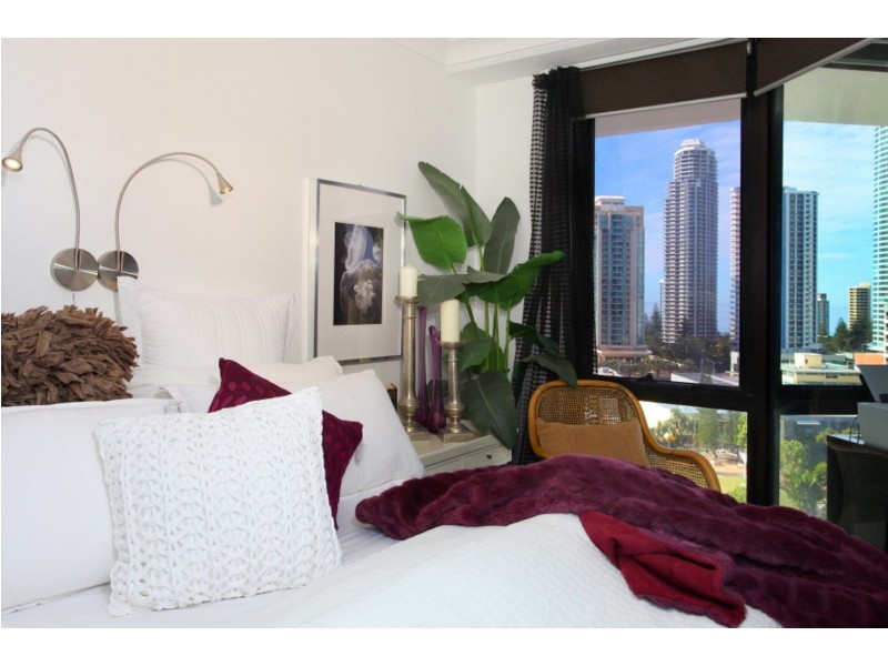 Surfers Plaza/70 Remembrance Drive, Surfers Paradise QLD 4217