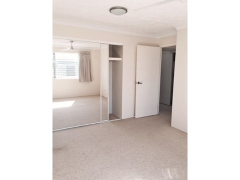 4 Proud Street, Labrador QLD 4215