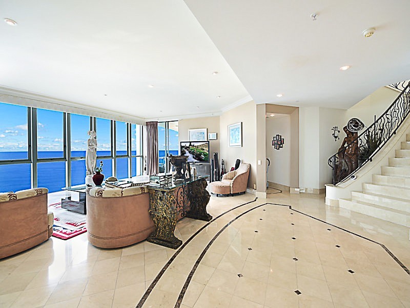 Sun City 3400 Surfers Paradise Boulevard, Surfers Paradise QLD 4217