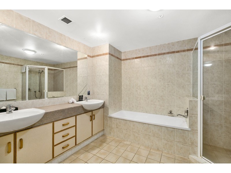 Sun City 3400 Surfers Paradise Boulevard, Surfers Paradise QLD 4217
