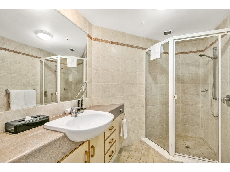 Sun City 3400 Surfers Paradise Boulevard, Surfers Paradise QLD 4217