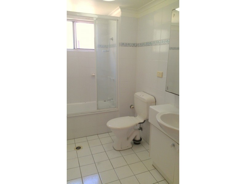 19 Markwell Avenue, Surfers Paradise QLD 4217